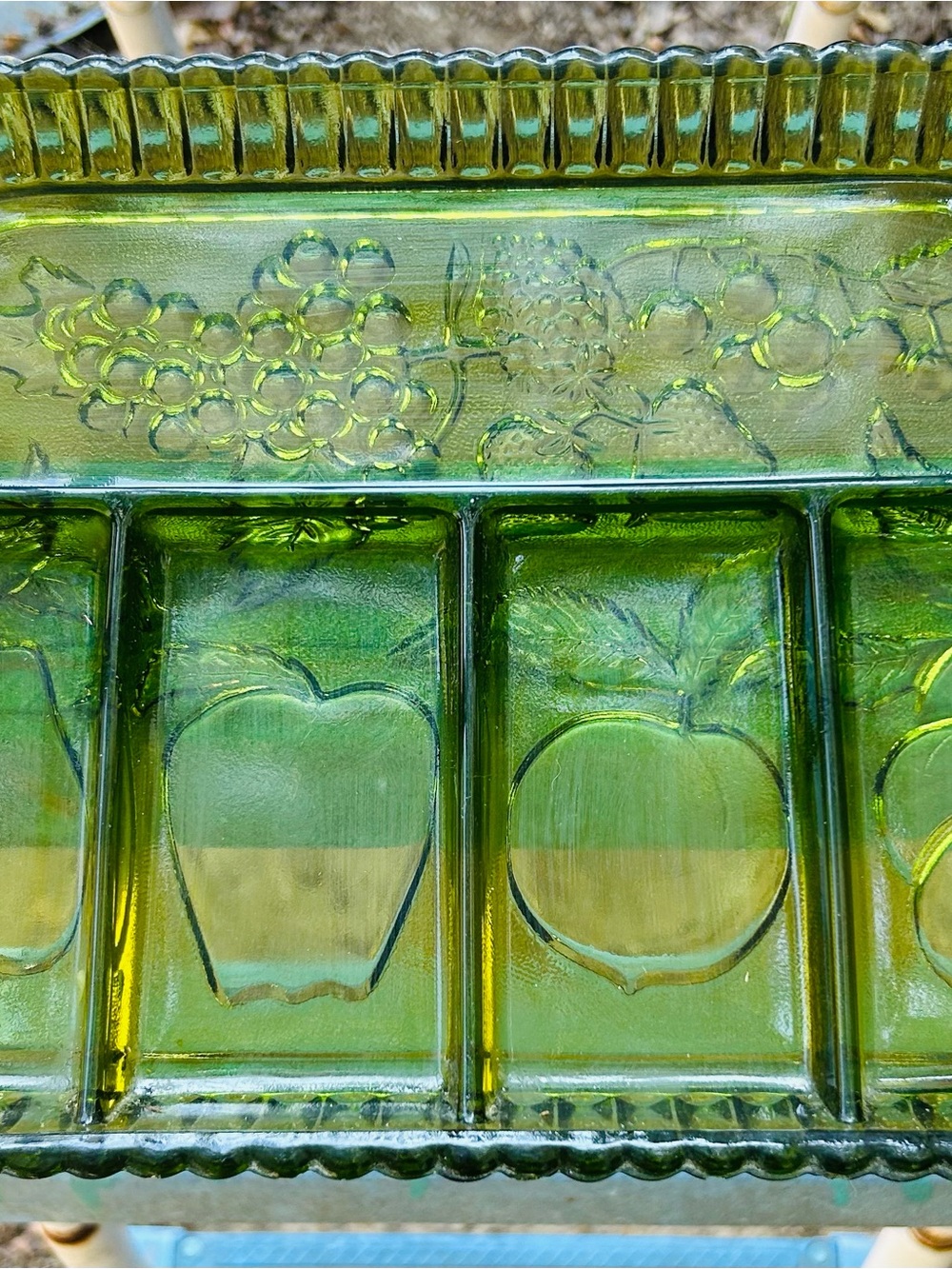 Green Decorative Glass Fruit Tray - Unbranded
